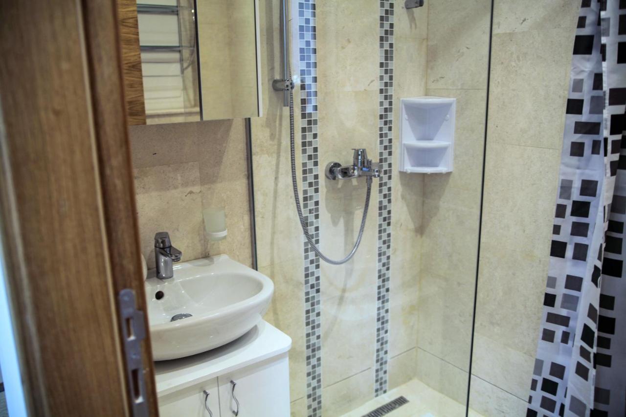Apartments Lm Residence Rafajlovići Dış mekan fotoğraf